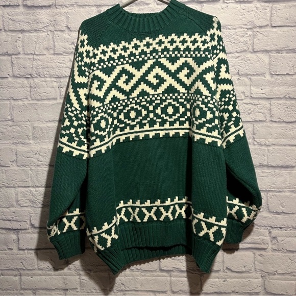 ✨Host Pick✨ Brunette The Label Fair Isle Forest Green  Sweater Size M/L - Picture 2 of 10
